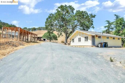 2400 Morgan Territory Rd, Clayton, CA 94517-9509
