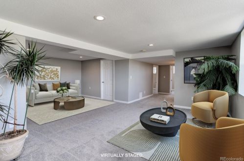 10101 9 Dr, Aurora CO 80215-5766 exterior