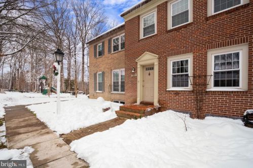 7957 Hidden Bridge Dr, Springfield, VA 22153-3207