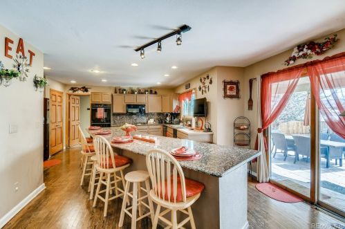 5897 Pagosa Way, Aurora CO 80011-4931 exterior