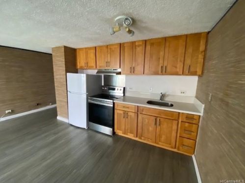 1025 Maunaihi Pl, Honolulu, HI 96822-3463