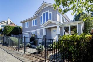 4115 Kenyon St, Seattle, WA 98136-2332