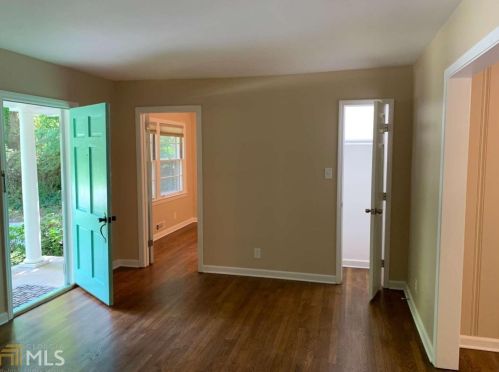 1842 Fern Creek Ln, Atlanta, GA 30329-3314