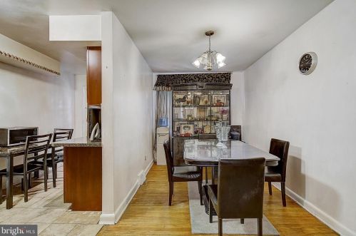 6004 10th St, Philadelphia PA 19141-3703 exterior