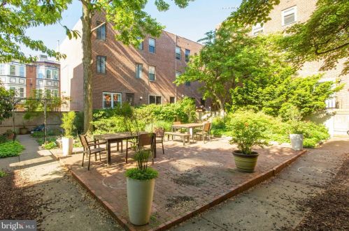 509 5th St, Philadelphia PA  19123-4023 exterior