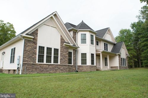 15613 Thoroughfare Rd, Gainesville, VA 20155-1804