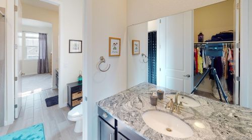 22489 Rockinghorse Pkwy, Aurora CO  80016 exterior