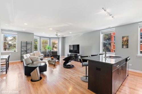 1735 Division St, Chicago, IL 60622-4228