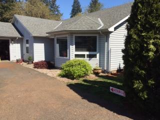 1112 Juniper St, Barlow OR  97013-3139 exterior