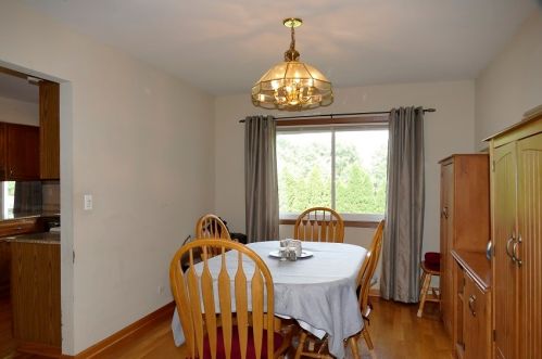 2660 Rolling Meadows Dr, Naperville IL  60564-8501 exterior