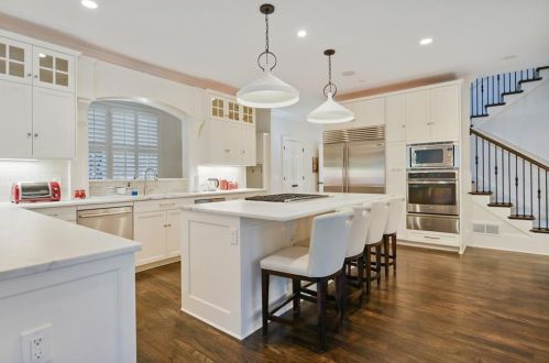 414 Brentwood Dr, Atlanta GA  30305-3205 exterior