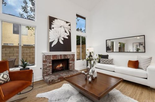 630 Palm Ave, Orange, CA 92866-1138