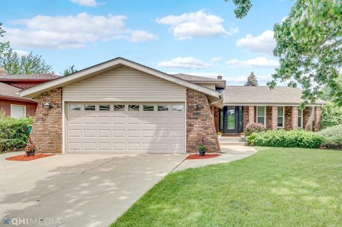 1929 Martha St, Hammond, IN 46321-3233