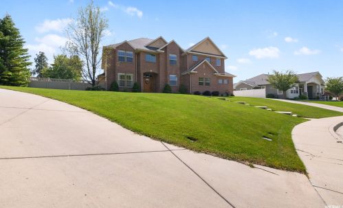 638 75, Lindon UT 84042-1336 exterior