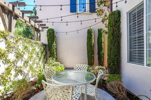 77 Canyoncrest, Irvine CA  92603-0131 exterior