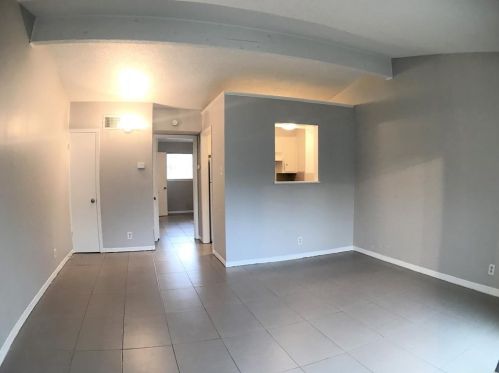 1907 Fairlawn Ln, Austin, TX 78704-3670