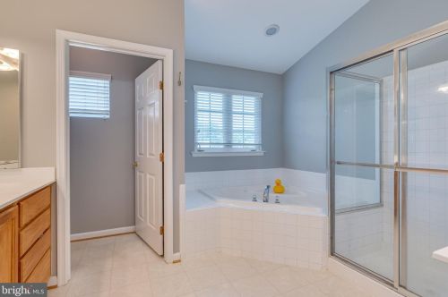 86 Butcher Ct, Shepherdstown WV  25443-4330 exterior