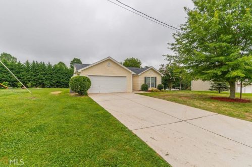 119 Wood Springs Ln, Mount Airy, GA 30563-4149