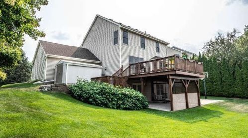 4052 Camberwell Dr, Saint Paul MN  55123-3918 exterior