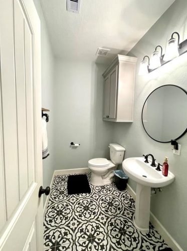 814 Angus Trl, Angleton TX 77515-9833 exterior