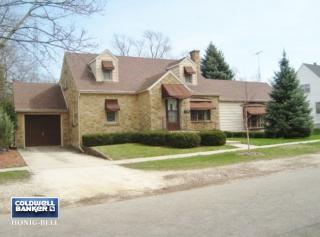 126 Stiles St, Genoa, IL 60135-1325