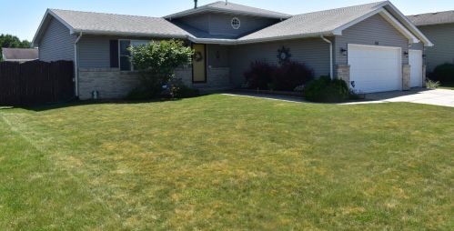 183 127th Ave, Crown Point, IN 46307-7973