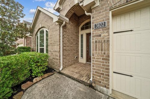 3822 Camden Fields Ln, Richmond TX  77407-3243 exterior