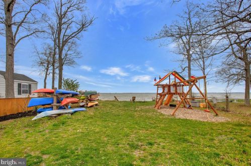 4726 Idlewilde Rd, Shady Side MD  20764-9766 exterior