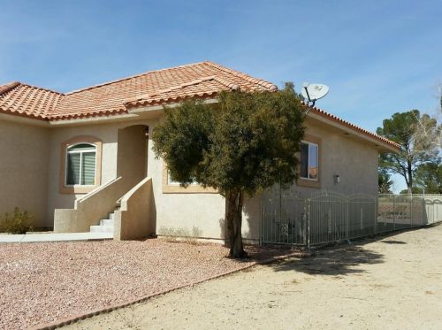 14920 Fireside Ln, Helendale, CA 92342-7773