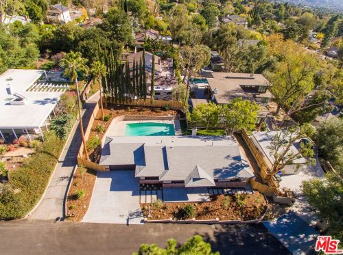 5308 Cortolane Dr, Glendale CA  91214-1308 exterior