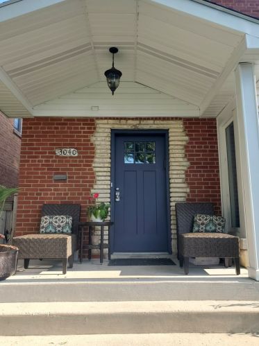 3040 Jerome St, Chicago, IL 60645-1141