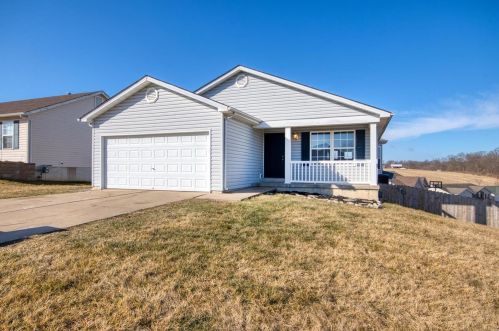 25 Eagles Bluff Ct, Winfield, MO 63389-3358
