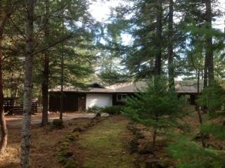 299 Danconia Dr, Trail, OR 97541-9702