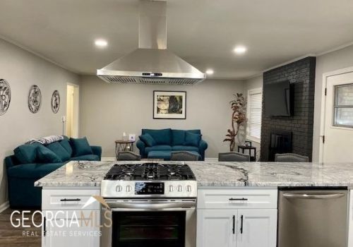 3415 Forrest Hl Dr, Atlanta GA  30354-1520 exterior