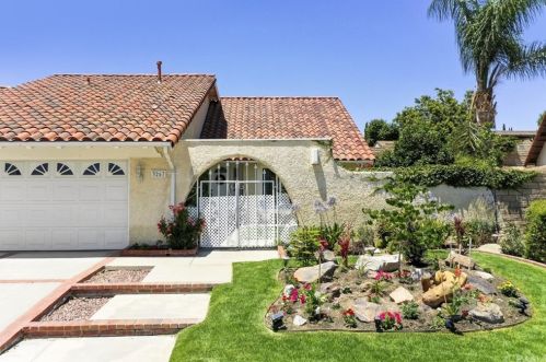 3267 Ring Cir, Simi Valley, CA 93063-2153