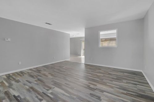 1005 Roky Ct, Fort Worth TX  76114-2431 exterior