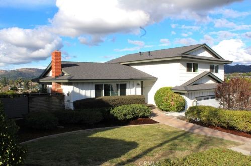 1842 Craigmore Ave, Escondido, CA 92027-4435
