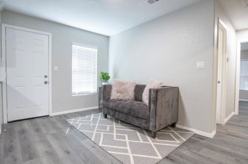 2504 Capri Dr, Fort Worth TX  76114-1725 exterior