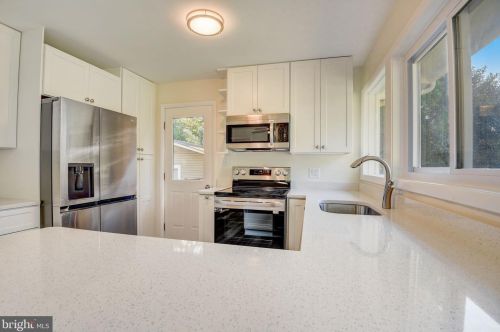 1606 Northcrest Dr, Silver Spring MD 20904-1456 exterior