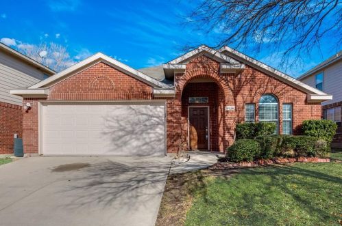 4636 Summer Oaks Ln, Fort Worth, TX 76123-4626