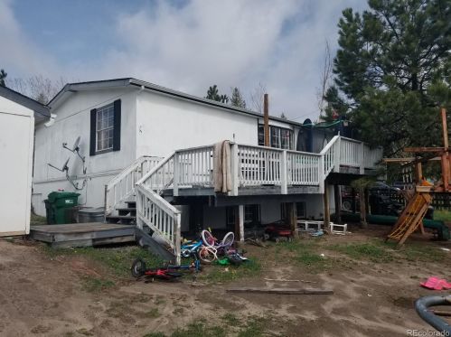 624 Paddock St, Elizabeth CO  80107 exterior