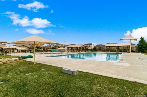 4885 Riviera Way, Aurora CO 80015-4708 exterior