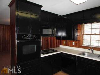 2727 Landrum Dr, Atlanta GA  30311-3723 exterior