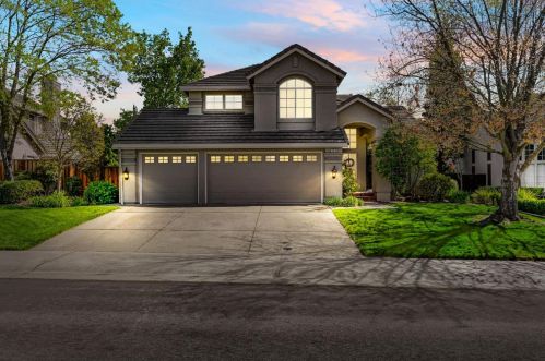132 Cruickshank Dr, Folsom, CA 95630-7709