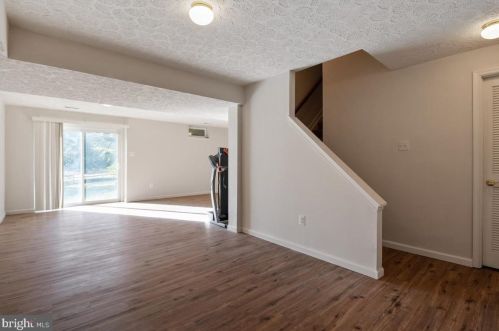 584 Windsong Dr, Aberdeen MD  21001-1835 exterior