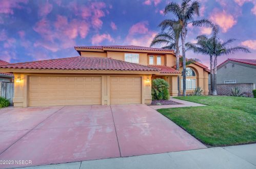 2418 Sandpiper Dr, Santa Maria CA  93455-1521 exterior