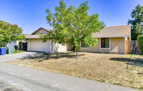 213 Quadra Ave, Rio Linda, CA 95673-3338