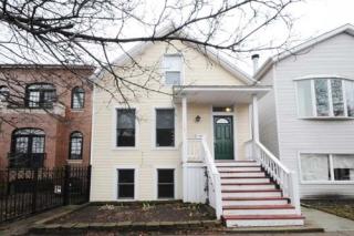 1739 Newport Ave, Chicago, IL 60657-1010