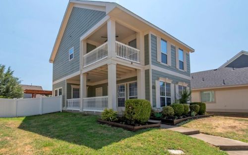 1940 Antebellum Ct, Aubrey, TX 76227-7661
