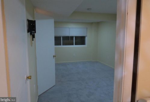15253 Lodge Ter, Woodbridge VA  22191-3805 exterior